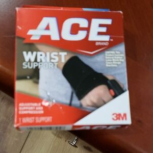 ACE Wrist Support
